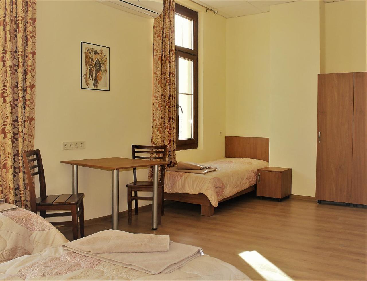 Hostel Central Station Plovdiv Esterno foto